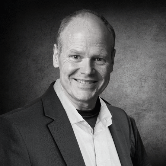 Headshot of Raymie white